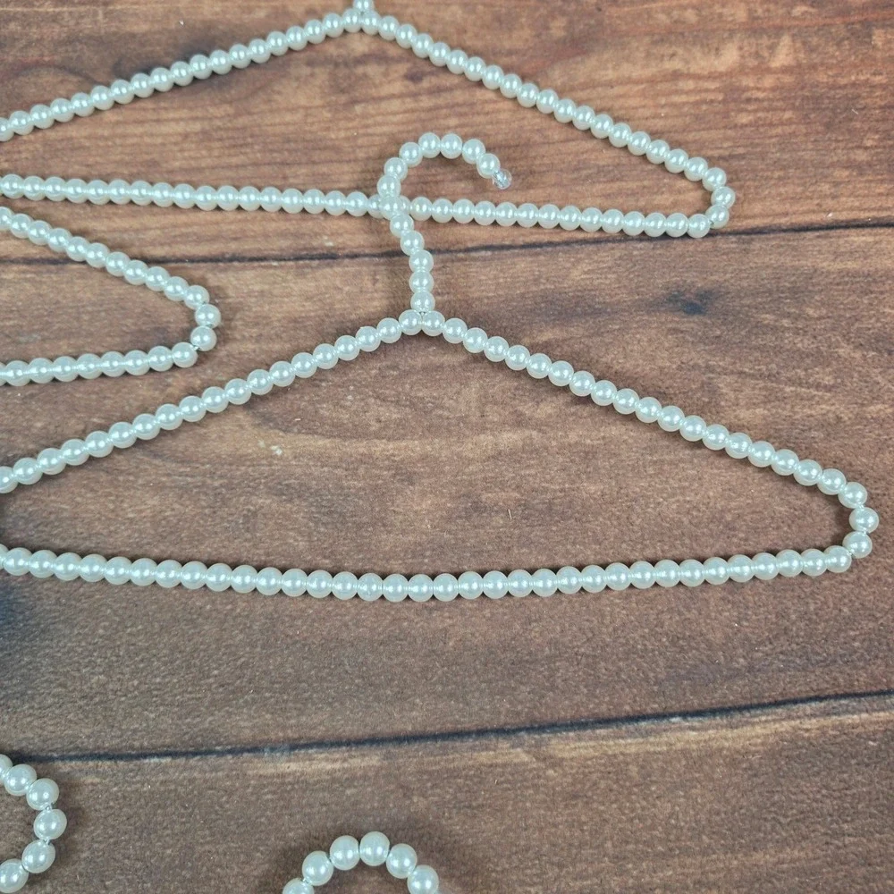 Faux Pearl Hangers Adult OS White Good Set of 5 Beaded Boutique Decor